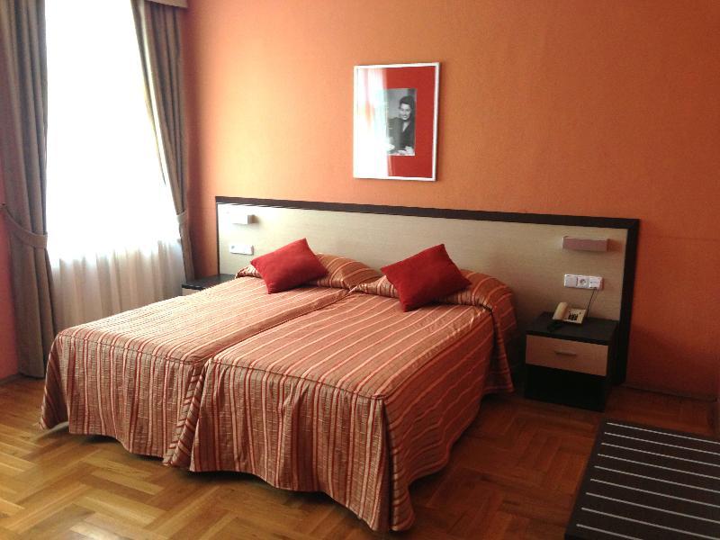 Hotel Praga 1 Exterior photo